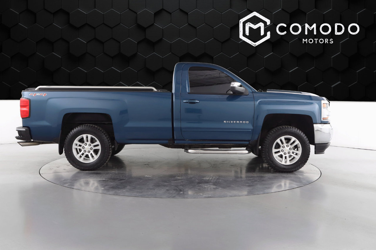 Used 2017 Chevrolet Silverado 1500 LT image 2