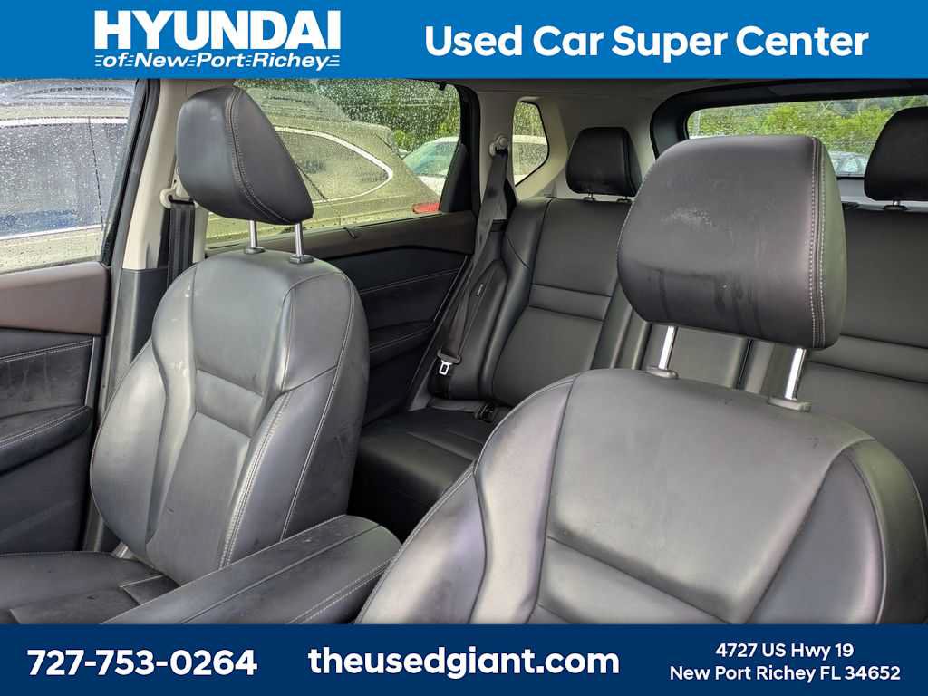 Used 2023 Nissan Rogue SV AWD/4WD image 3