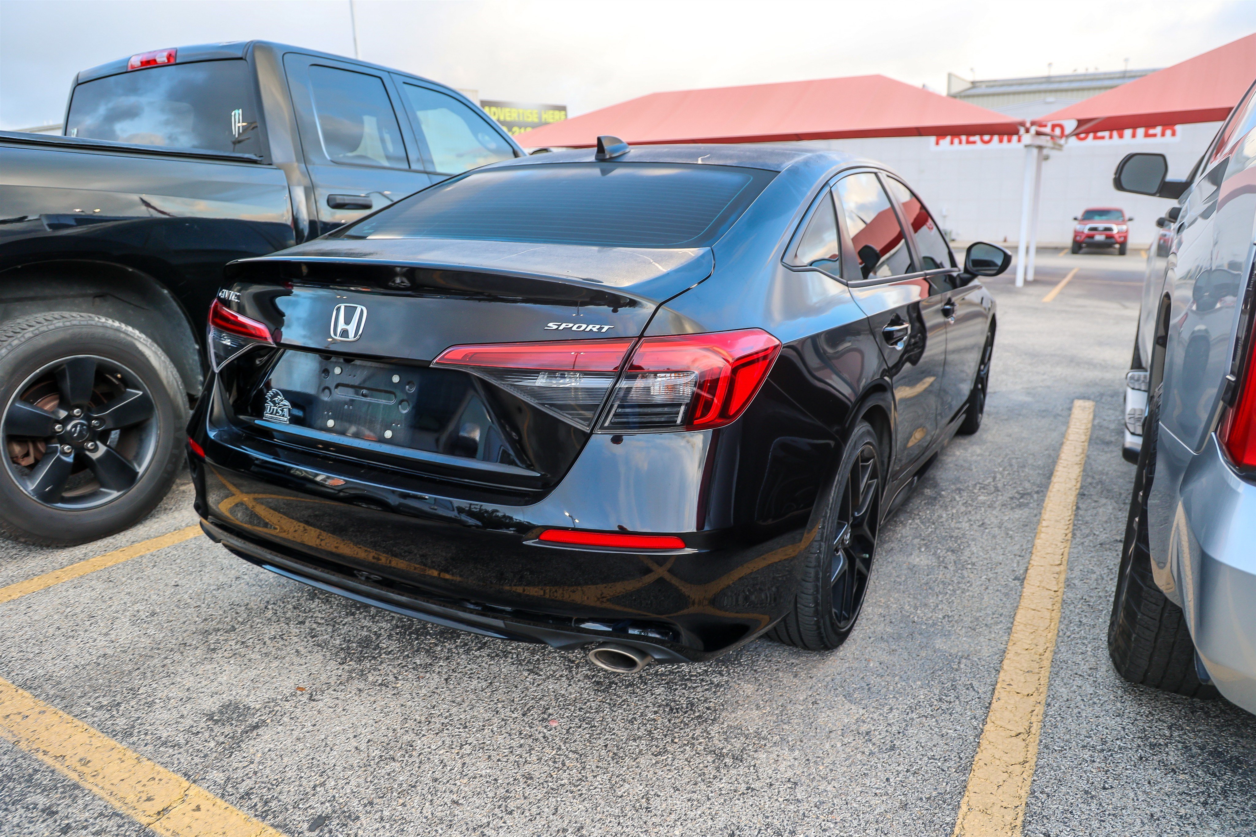 Used 2022 Honda Civic Sport image 8