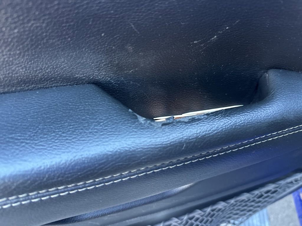 Used 2019 Jeep Wrangler Unlimited Sahara image 24