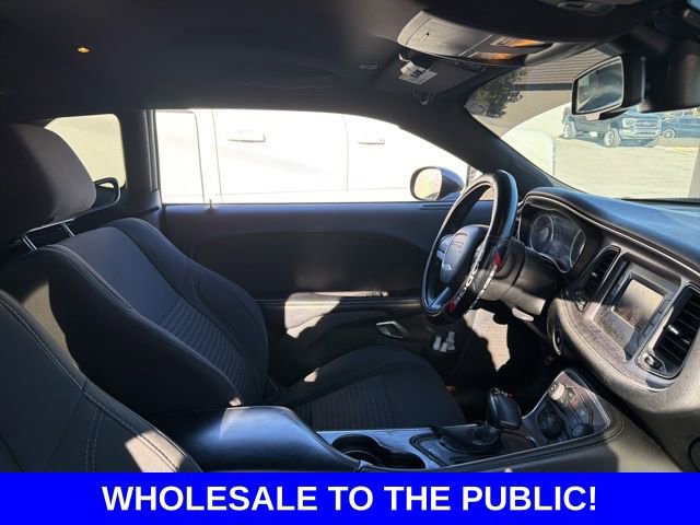 Used 2017 Dodge Challenger SXT image 10
