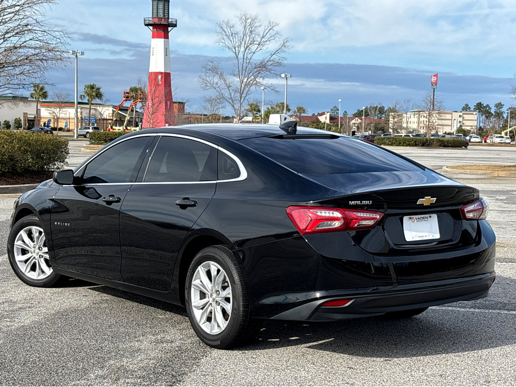 Used 2022 Chevrolet Malibu LT image 30