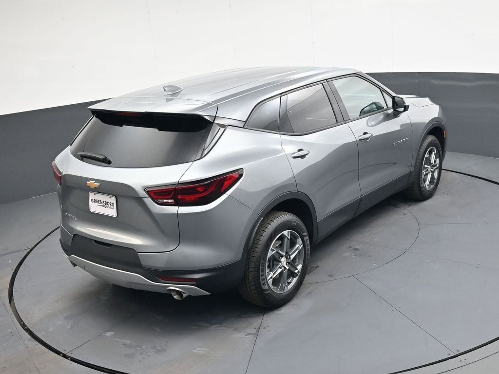 Used 2023 Chevrolet Blazer LT w/ Driver Confidence Package image 18