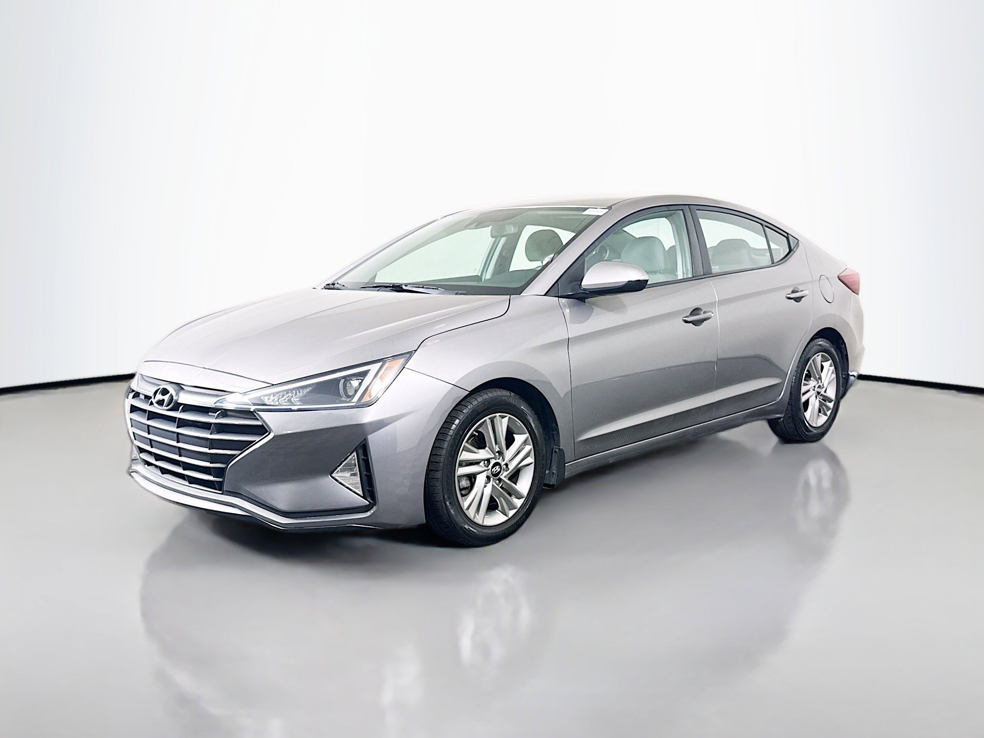 Used 2020 Hyundai Elantra SEL FWD image 4