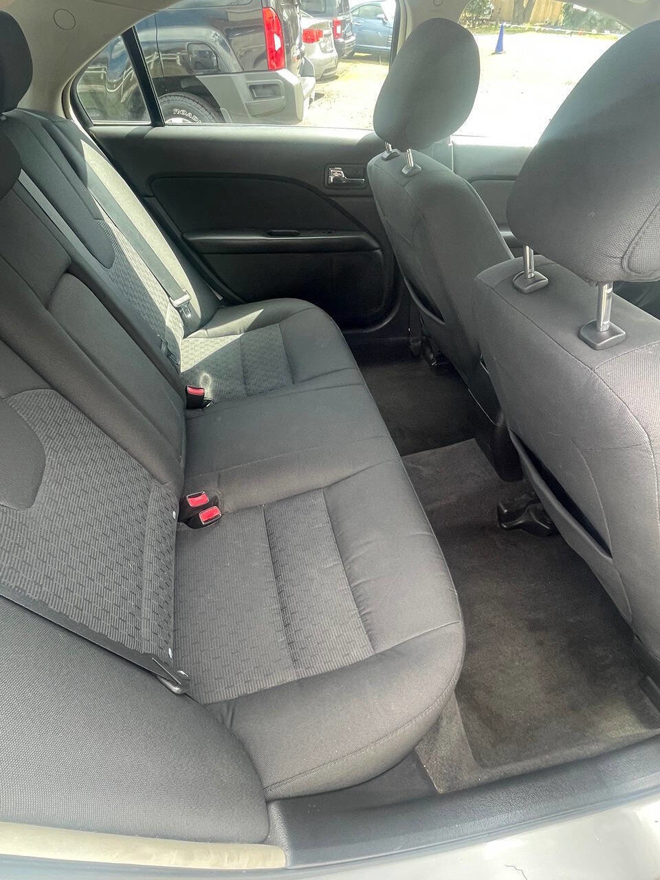 Used 2011 Ford Fusion SE w/ 201A Rapid Spec Order Code FWD image 7