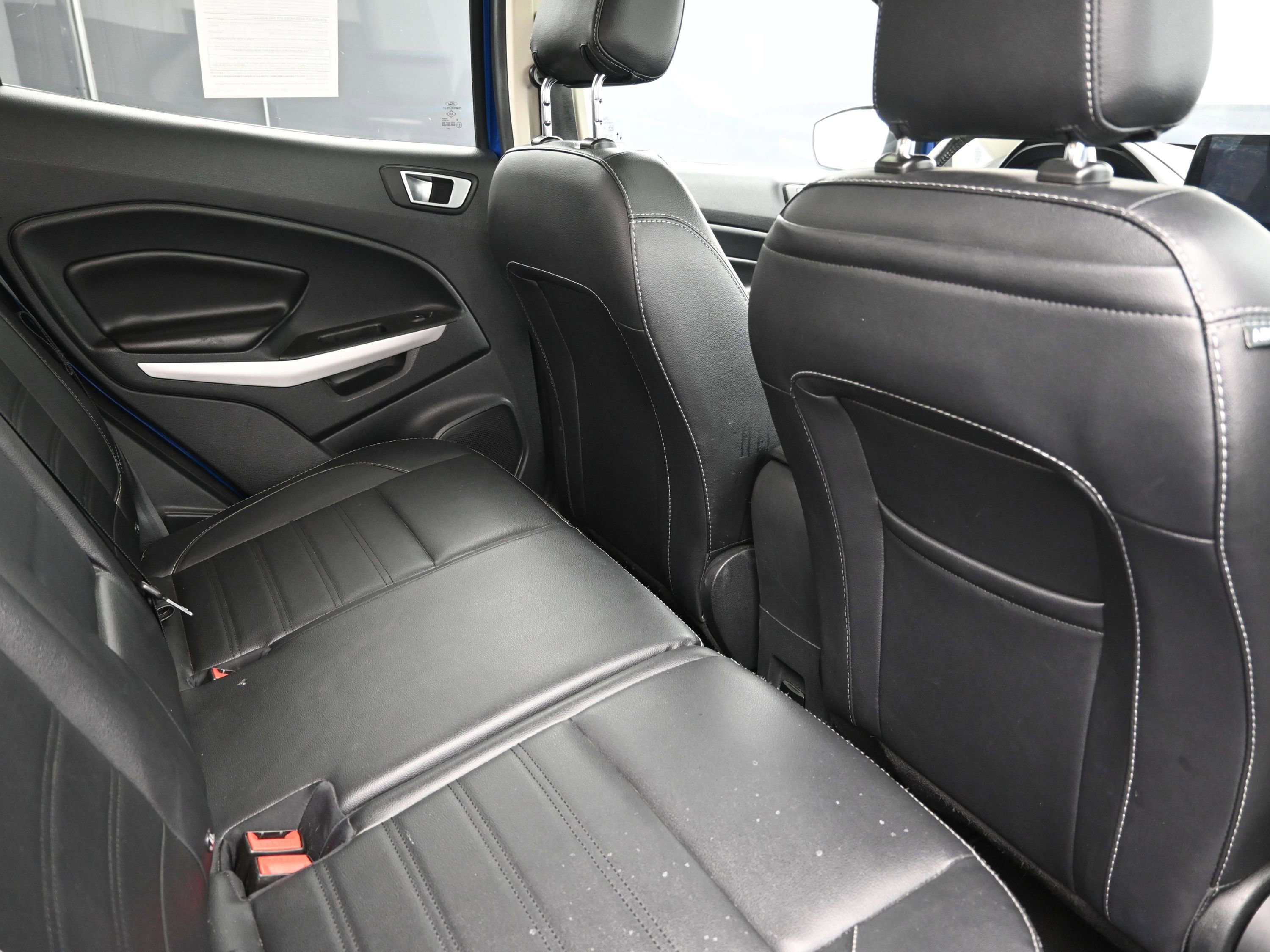 Used 2021 Ford EcoSport Titanium FWD image 23
