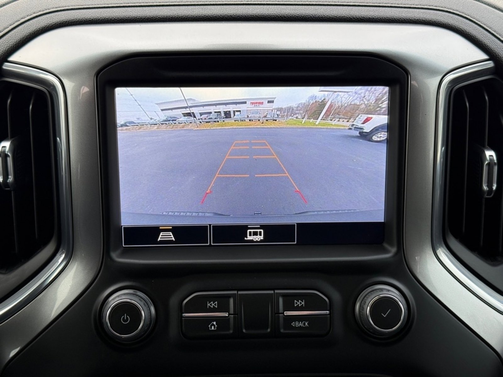 Used 2022 Chevrolet Silverado 1500 LT Trail Boss w/ LT Trail Boss Premium Package image 11