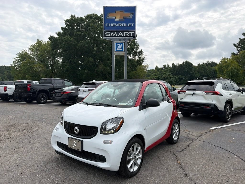 Used 2019 smart fortwo electric drive RWD image 2