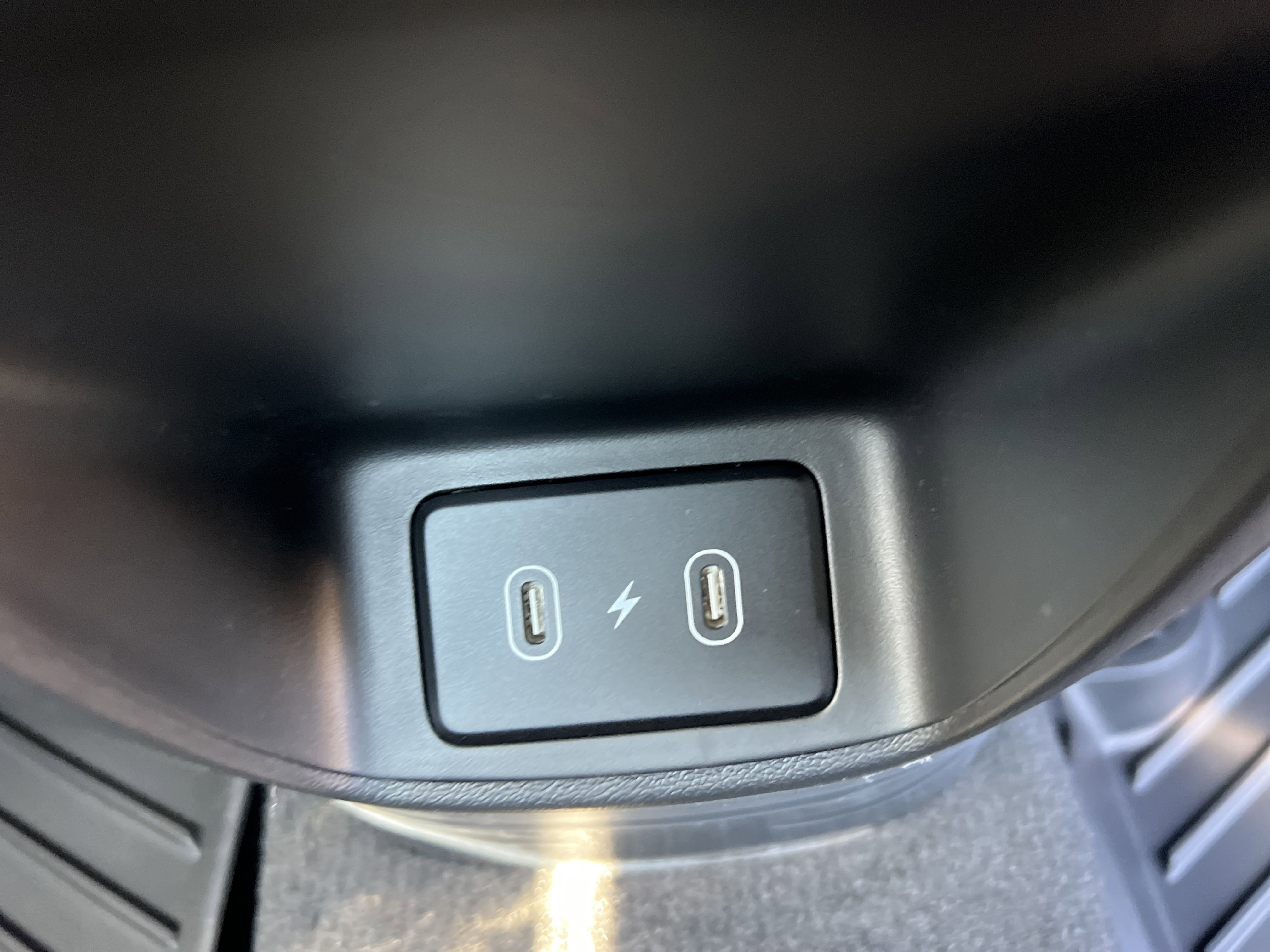 Used 2025 Hyundai Elantra Sport image 10