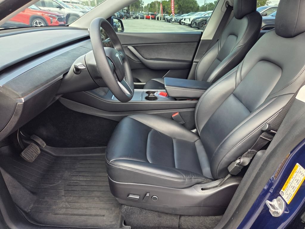 Used 2021 Tesla Model Y Long Range AWD/4WD image 4