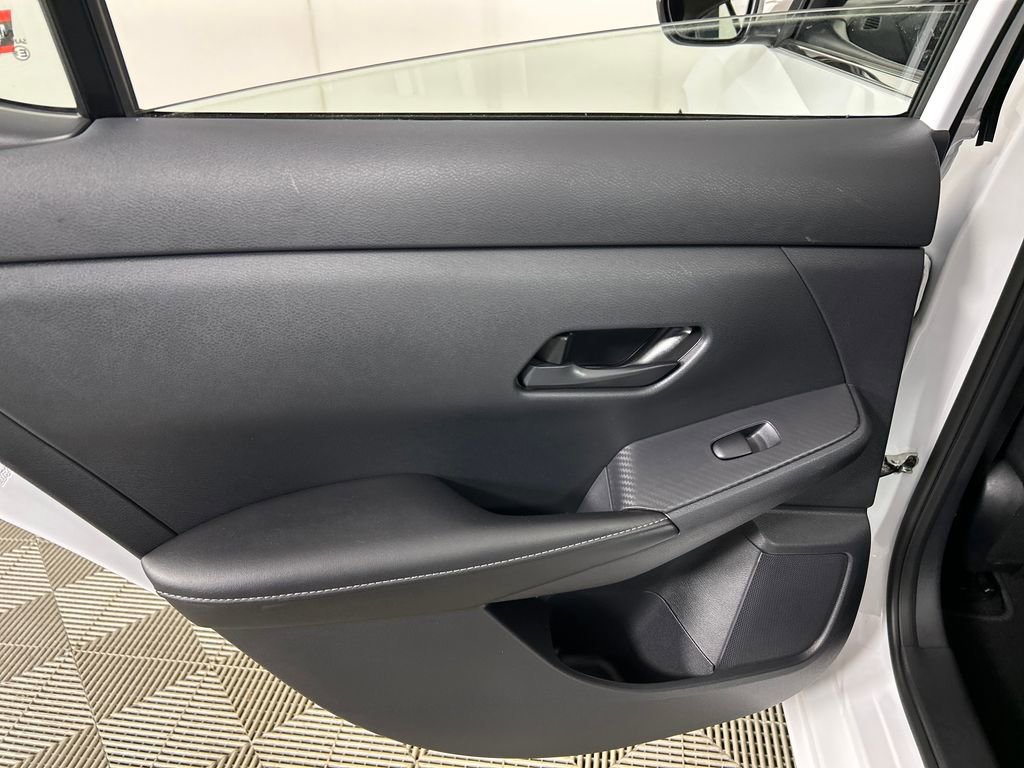 Used 2024 Nissan Sentra S image 16