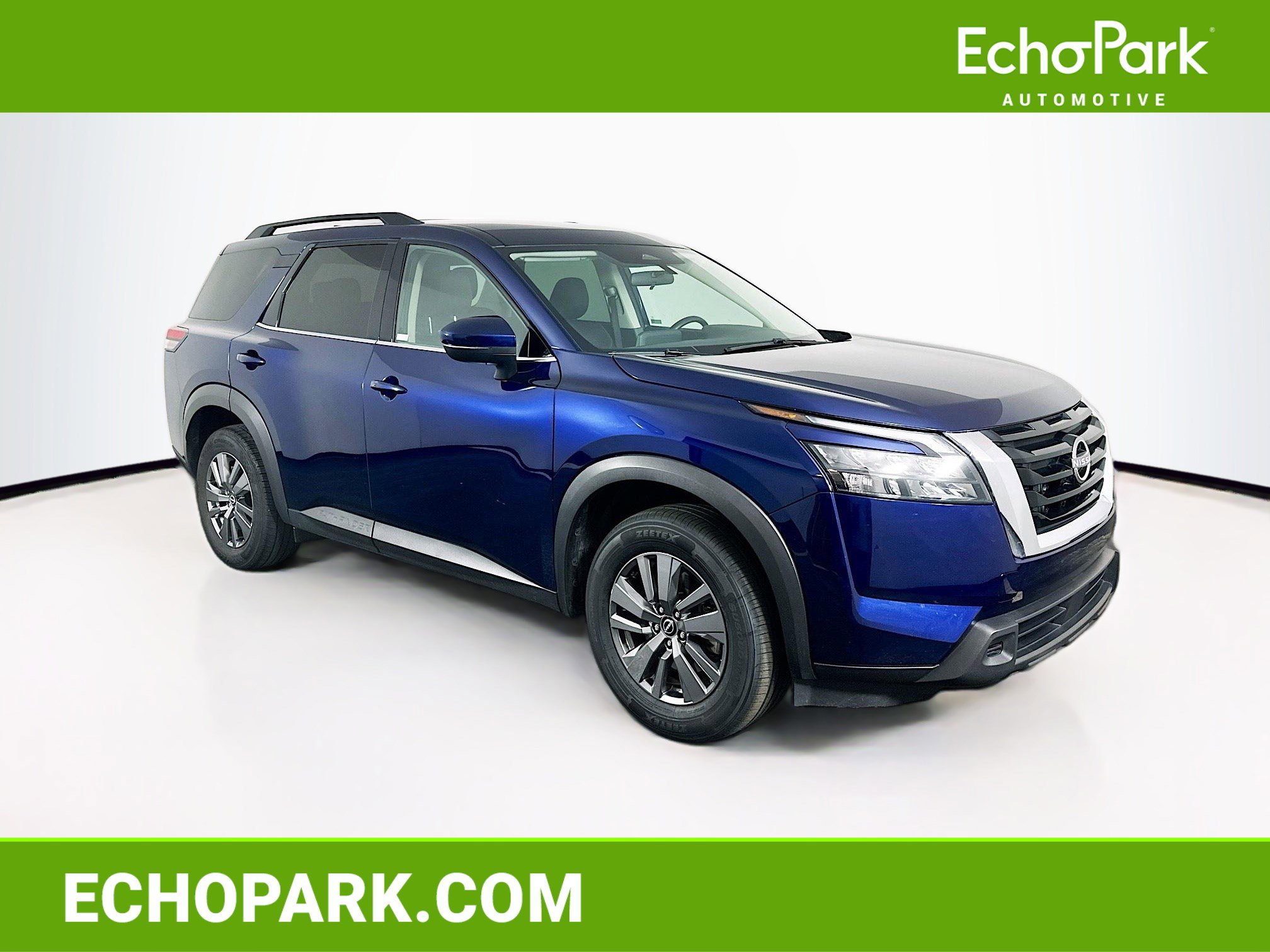Used 2025 Nissan Pathfinder SV