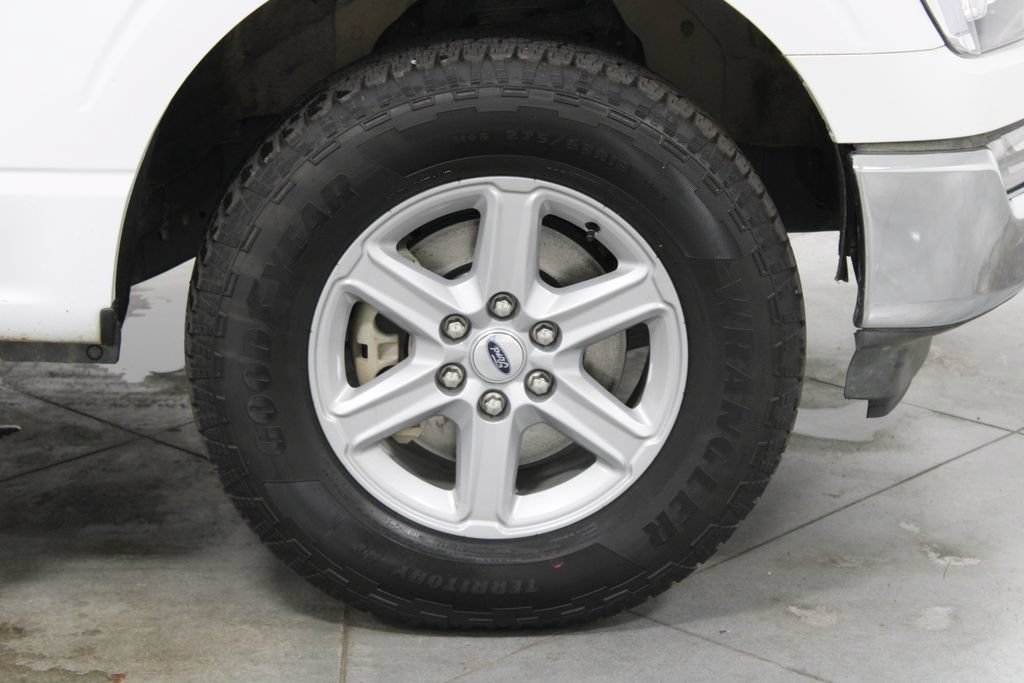 Used 2022 Ford F150 Lariat w/ Trailer Tow Package AWD/4WD image 12