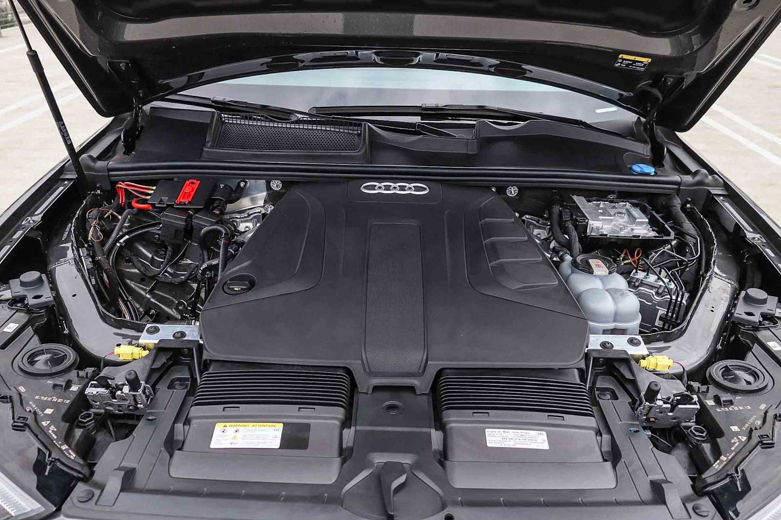 Used 2023 Audi Q7 2.0T Premium w/ Convenience Package AWD/4WD image 41