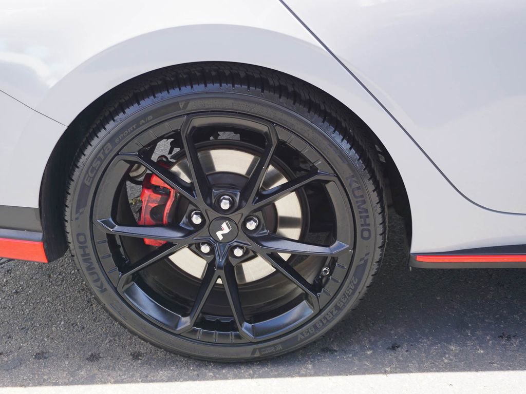 Used 2024 Hyundai Elantra N FWD image 9