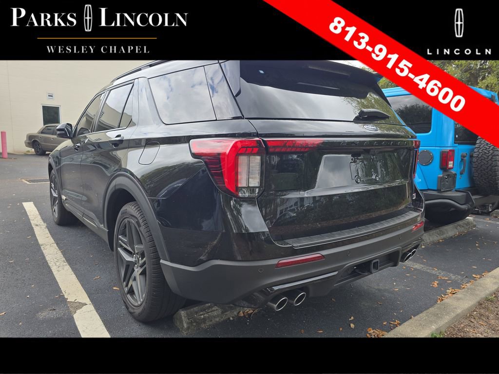 Used 2025 Ford Explorer ST w/ Sun And Sound Package image 12
