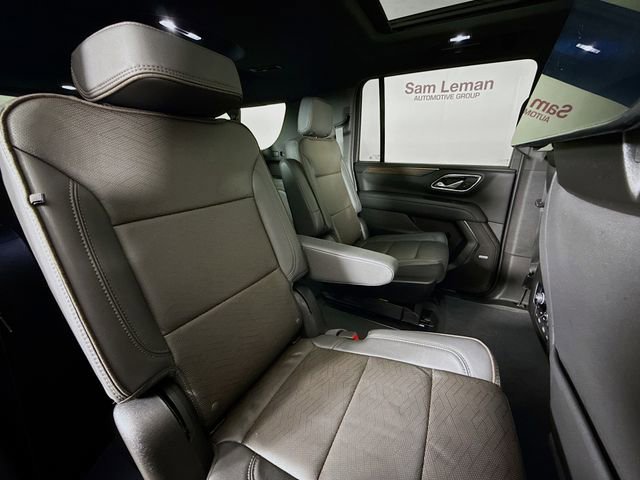 Used 2024 Chevrolet Suburban High Country w/ Advanced Technology Package image 34