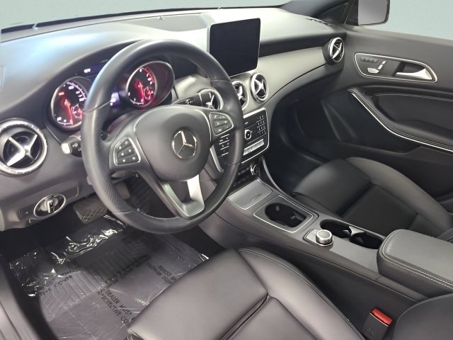 Used 2019 Mercedes-Benz CLA 250 4MATIC image 23