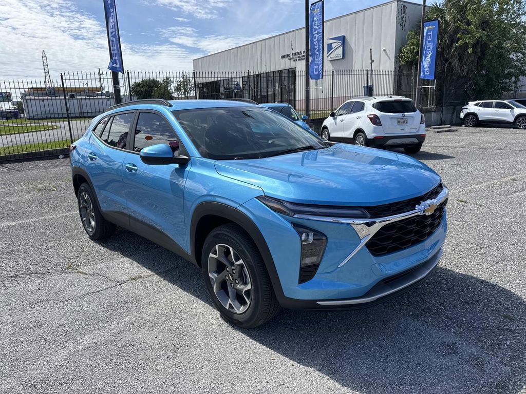 New 2026 Chevrolet Trax LT w/ Driver Confidence Package FWD video 1