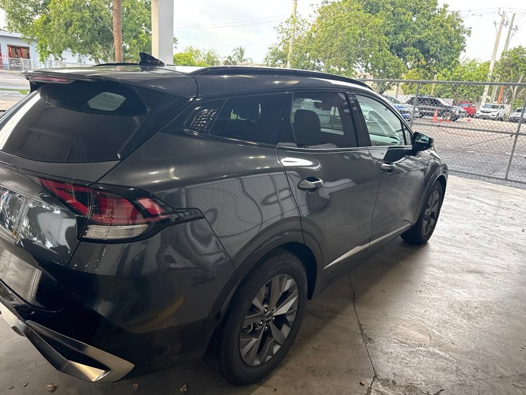 Certified 2024 Kia Sportage SX FWD image 6