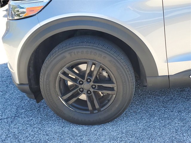 Used 2022 Ford Explorer XLT image 9