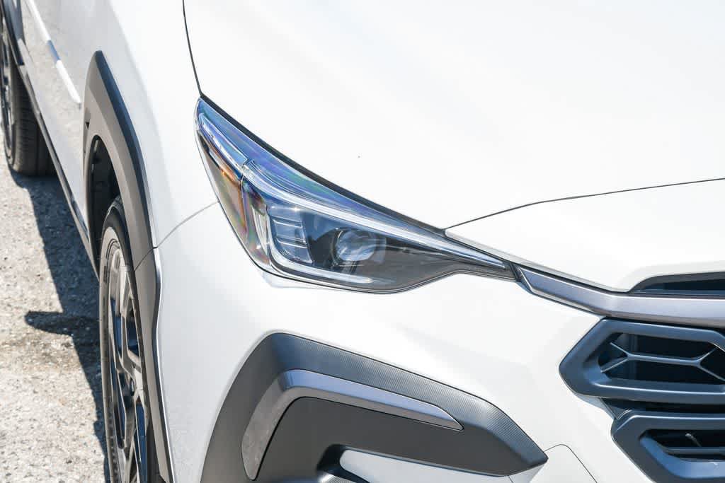 Used 2025 Subaru Crosstrek 2.5i Limited w/ Crosstrek Mirror Package AWD/4WD image 4