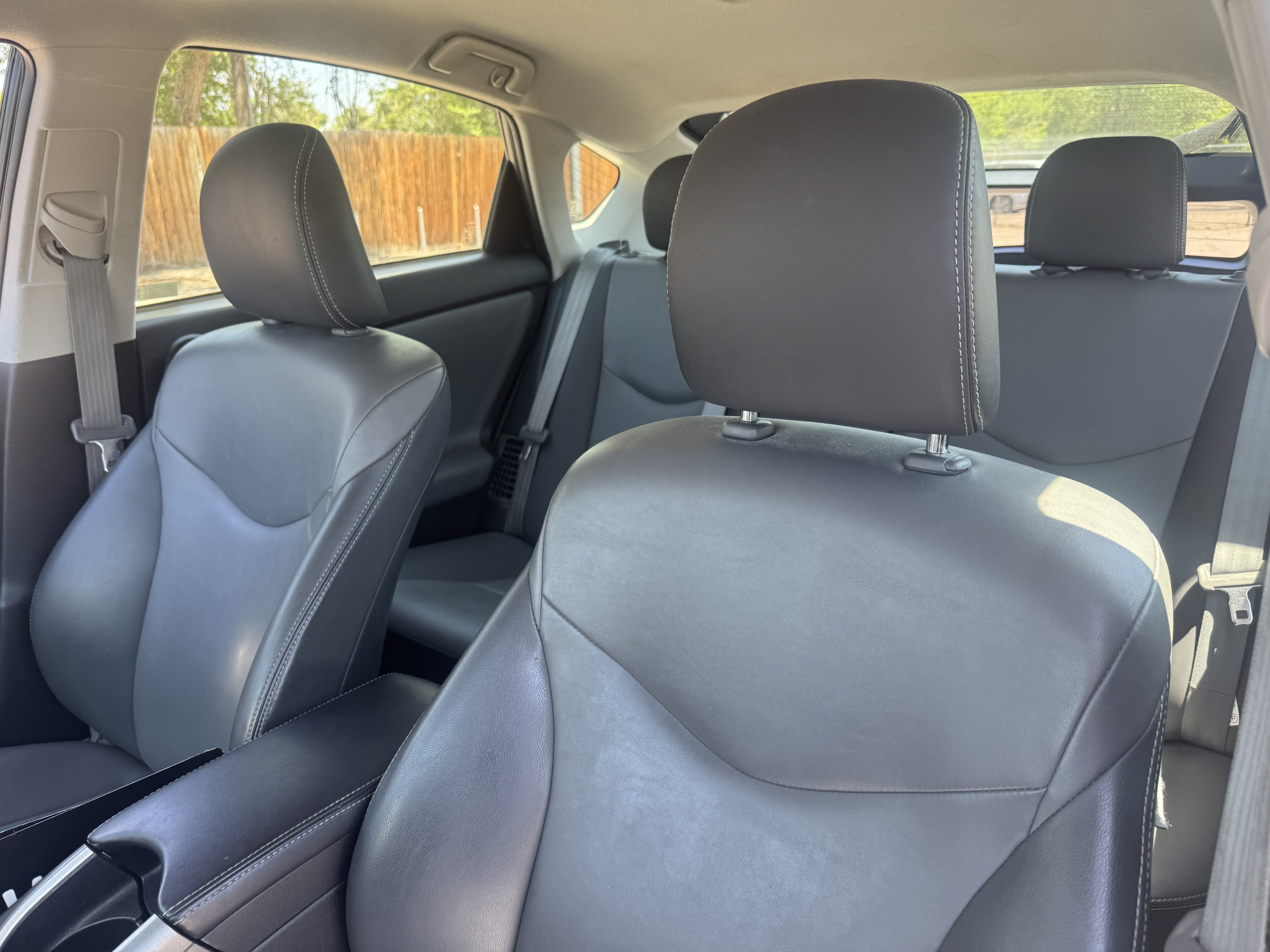Used 2013 Toyota Prius Five FWD image 21