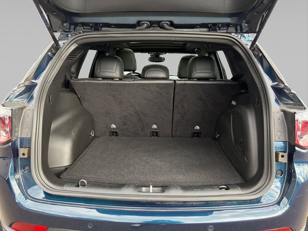 Used 2024 Jeep Compass Trailhawk w/ Sun and Sound Group image 14