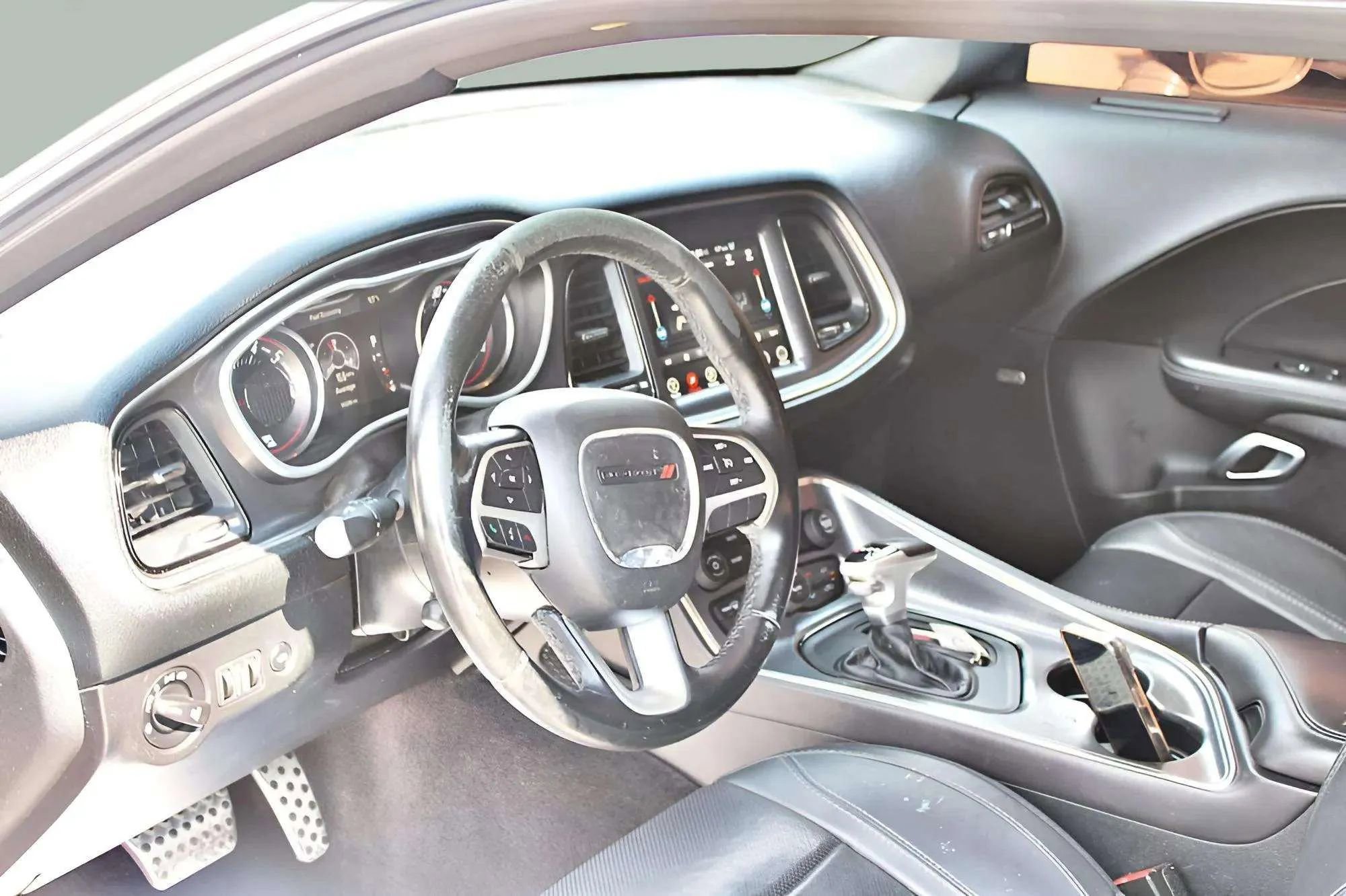 Used 2017 Dodge Challenger SXT Plus image 11