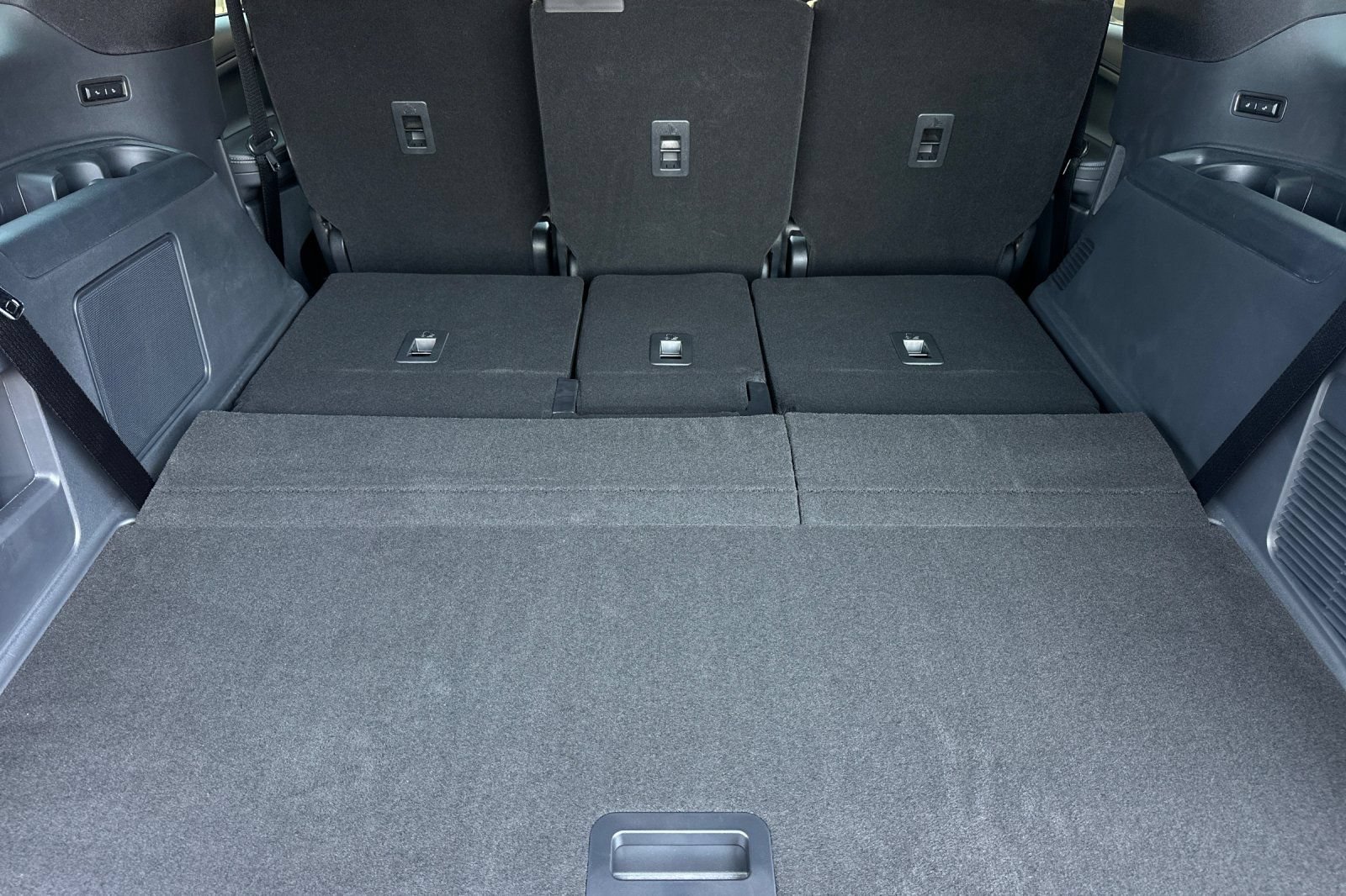 New 2026 Lincoln Navigator Reserve w/ Jet Appearance Package AWD/4WD image 15