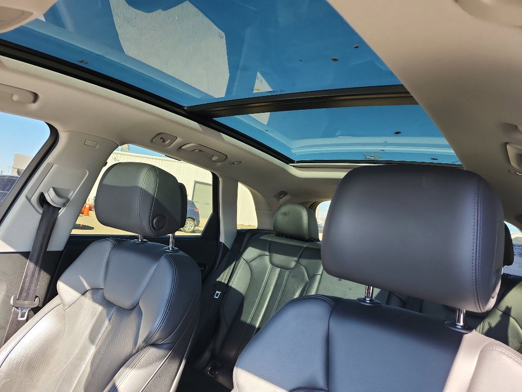 Used 2018 Audi Q5 2.0T Premium Plus w/ Premium Plus Package image 17