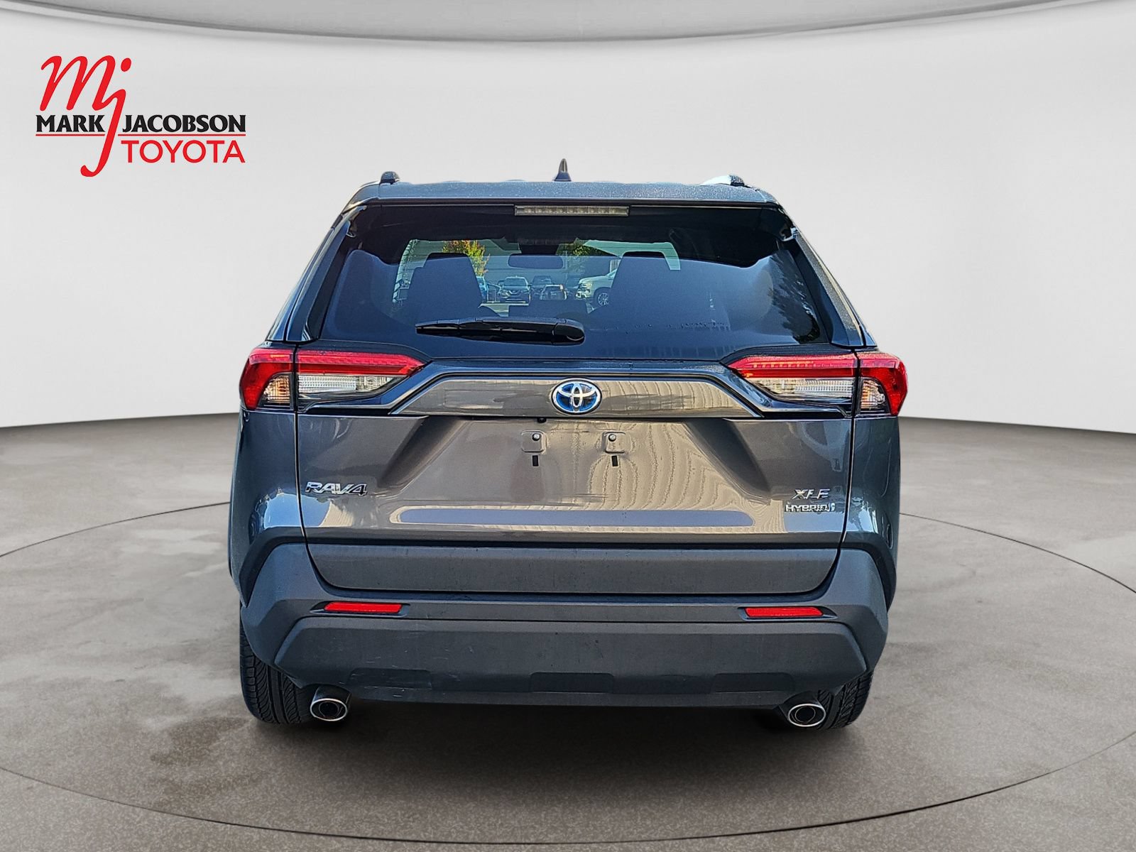 Used 2022 Toyota RAV4 XLE AWD/4WD image 11