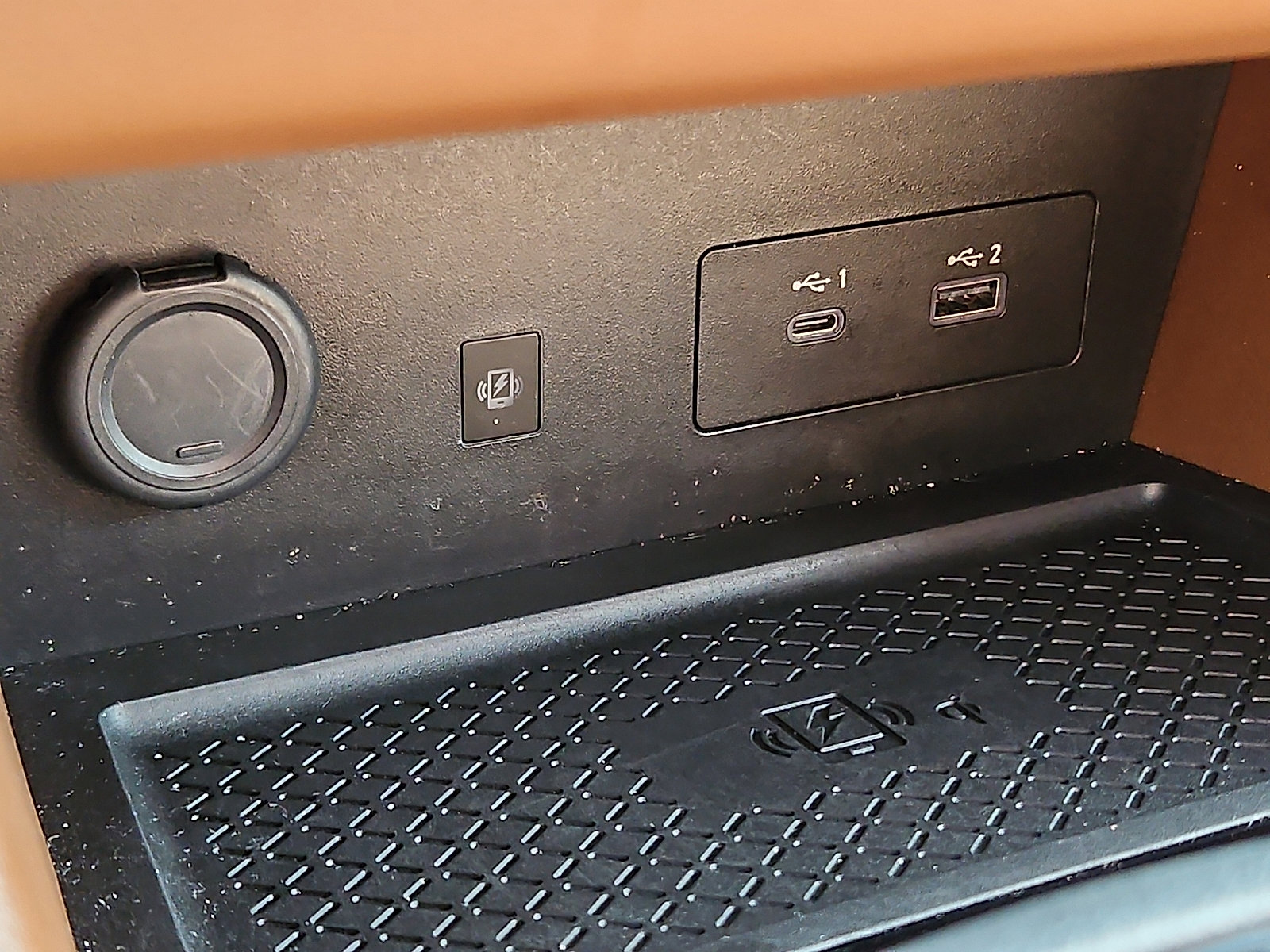 Certified 2022 Nissan Pathfinder Platinum w/ Cargo Package image 24