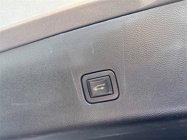 Used 2019 Chevrolet Traverse LT w/ LT Premium Package image 34