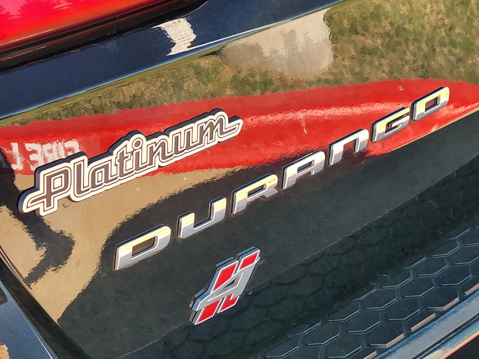 Used 2025 Dodge Durango GT AWD/4WD image 13