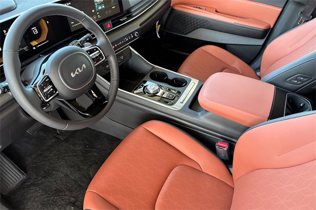 New 2026 Kia Carnival EX image 11