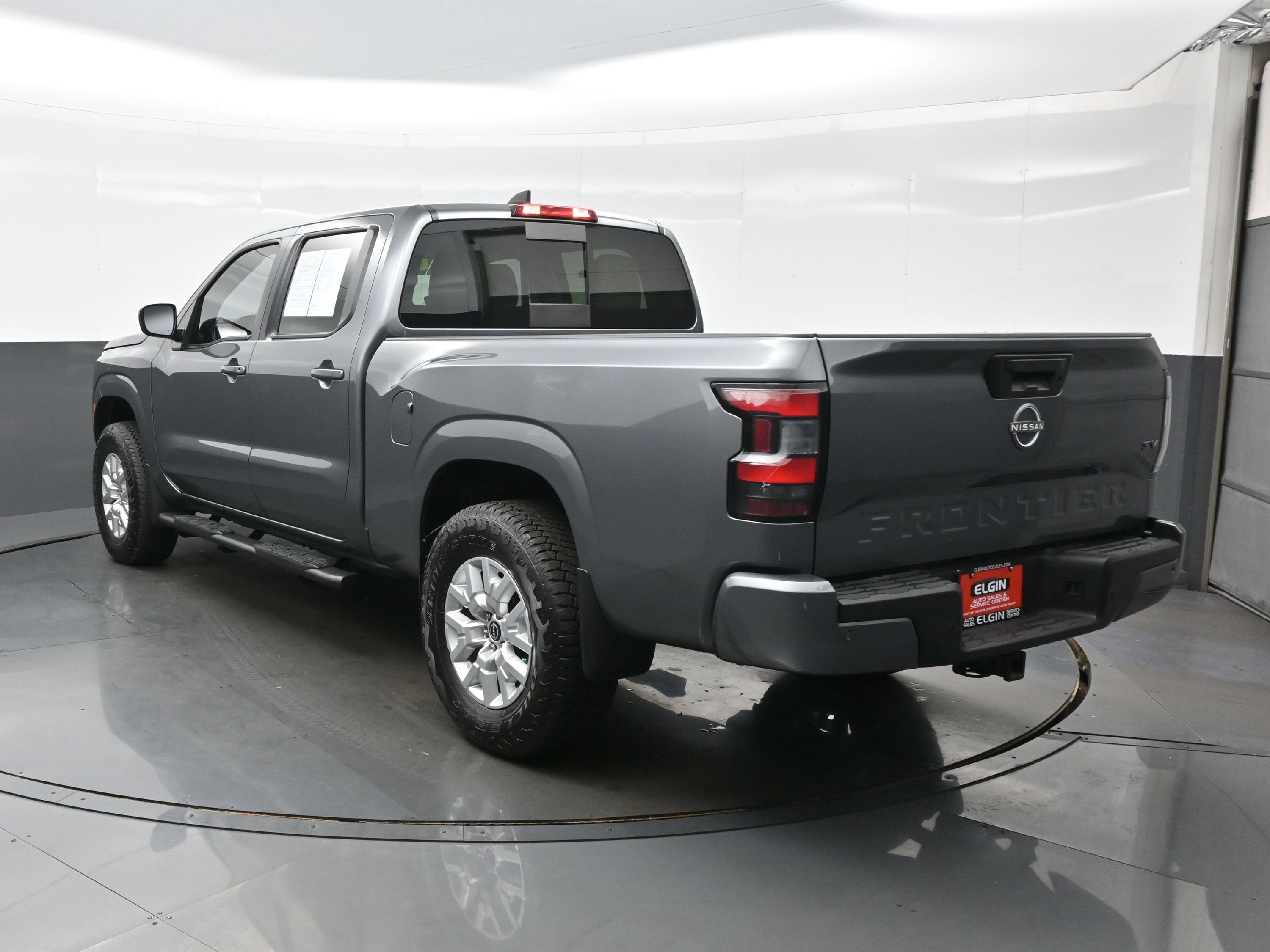 Used 2024 Nissan Frontier SV w/ Technology Package RWD image 4