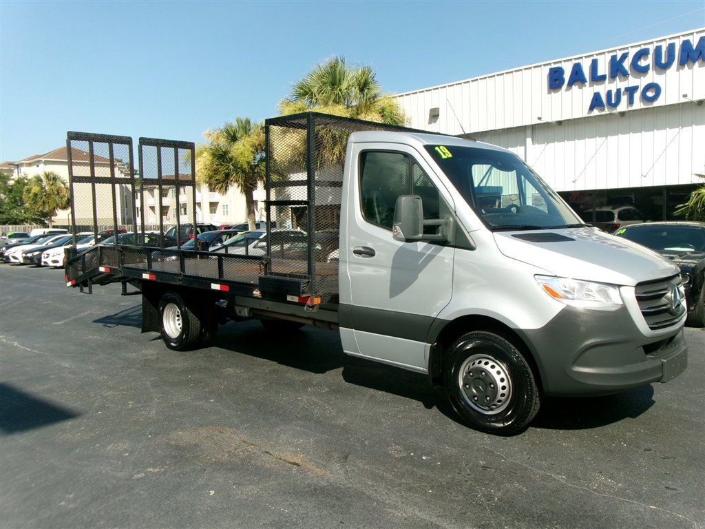Used 2019 Mercedes-Benz Sprinter 170 image 2