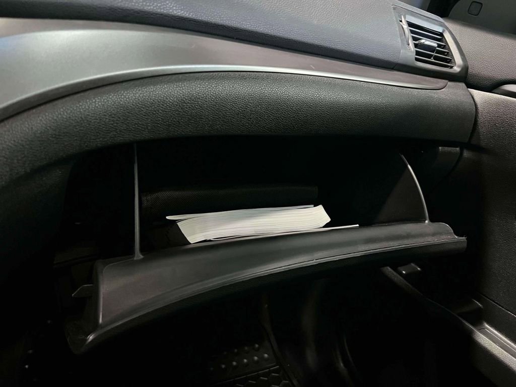 Used 2022 Honda Pilot Special Edition image 36