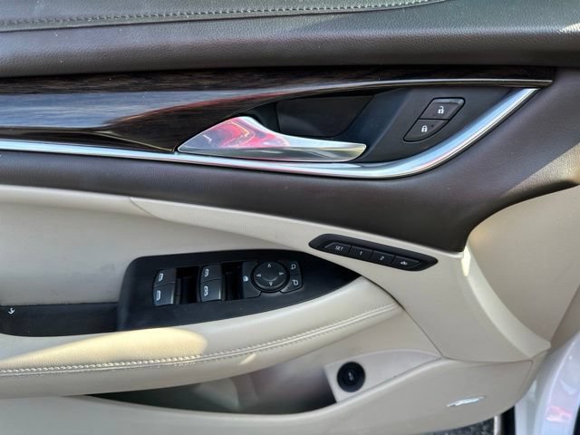 Used 2018 Buick LaCrosse Premium w/ Driver Confidence Package #2 FWD image 5