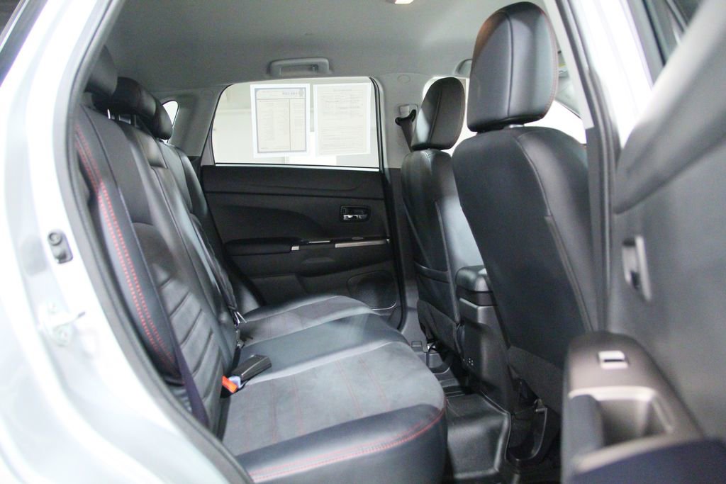 Used 2022 Mitsubishi Outlander Sport SE AWD/4WD image 23