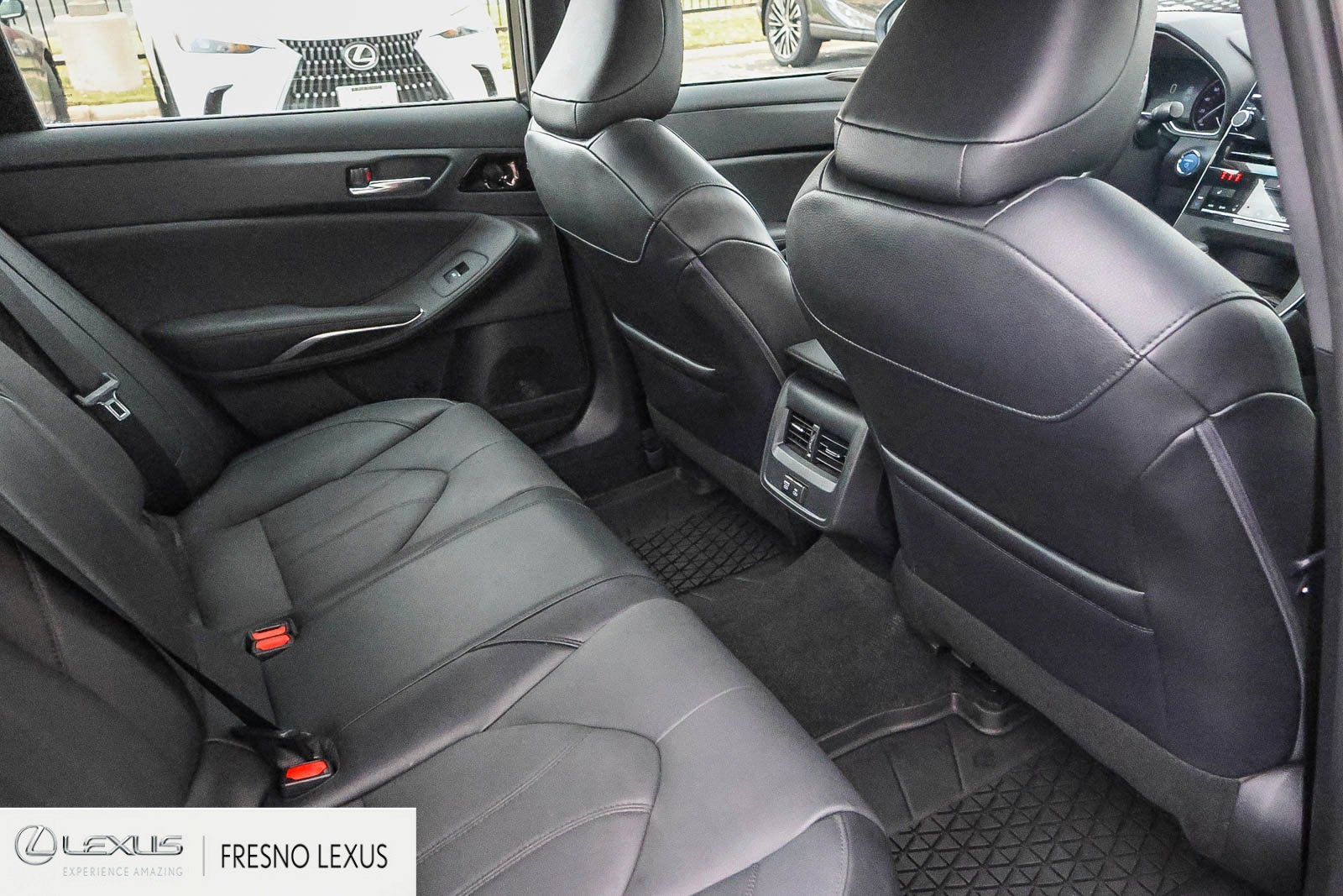 Used 2022 Toyota Avalon XLE image 13