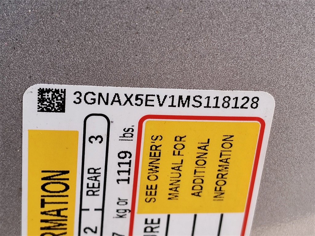 Used 2021 Chevrolet Equinox LS image 18