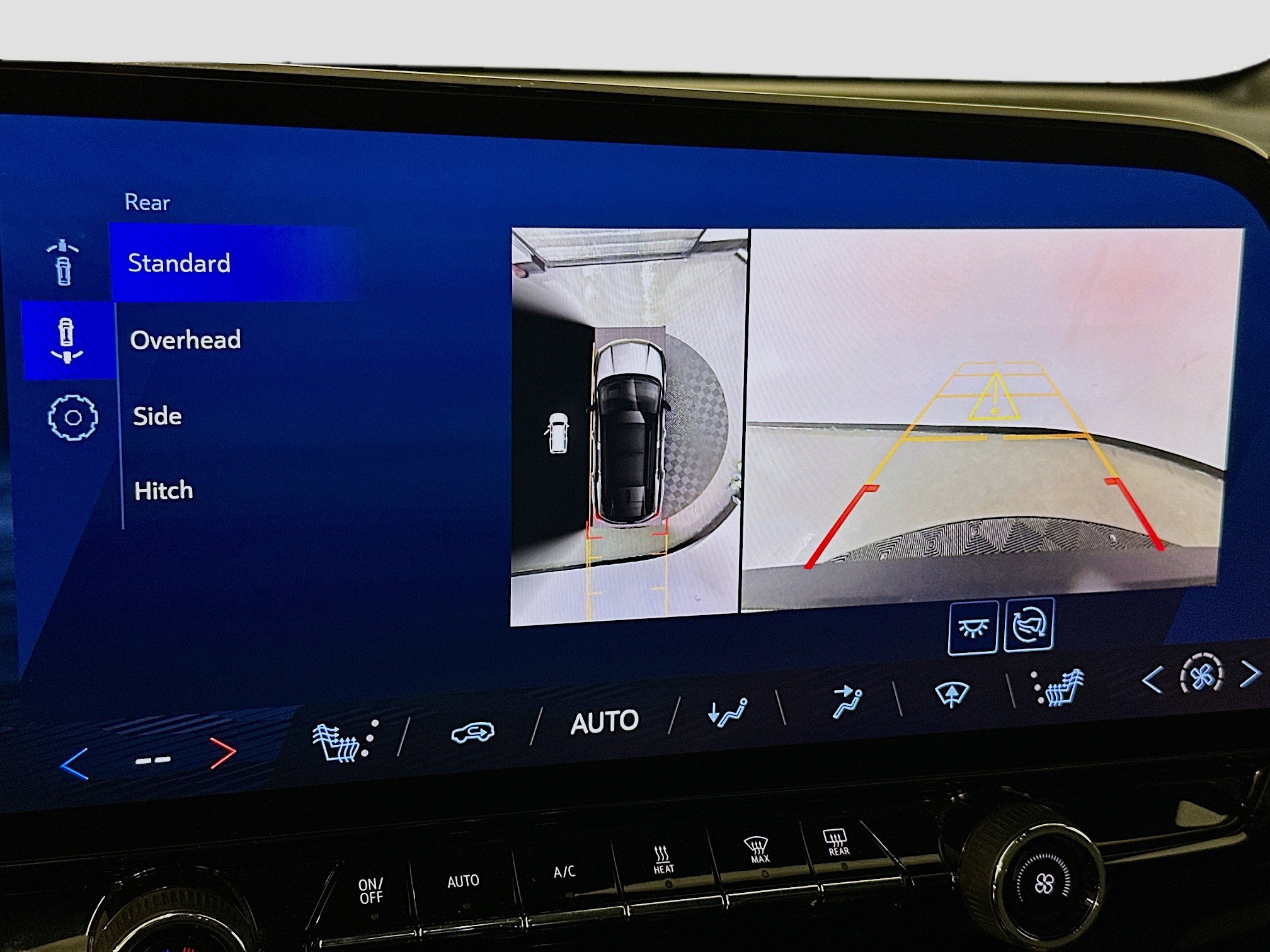 Used 2024 Chevrolet Blazer EV LT AWD/4WD image 23