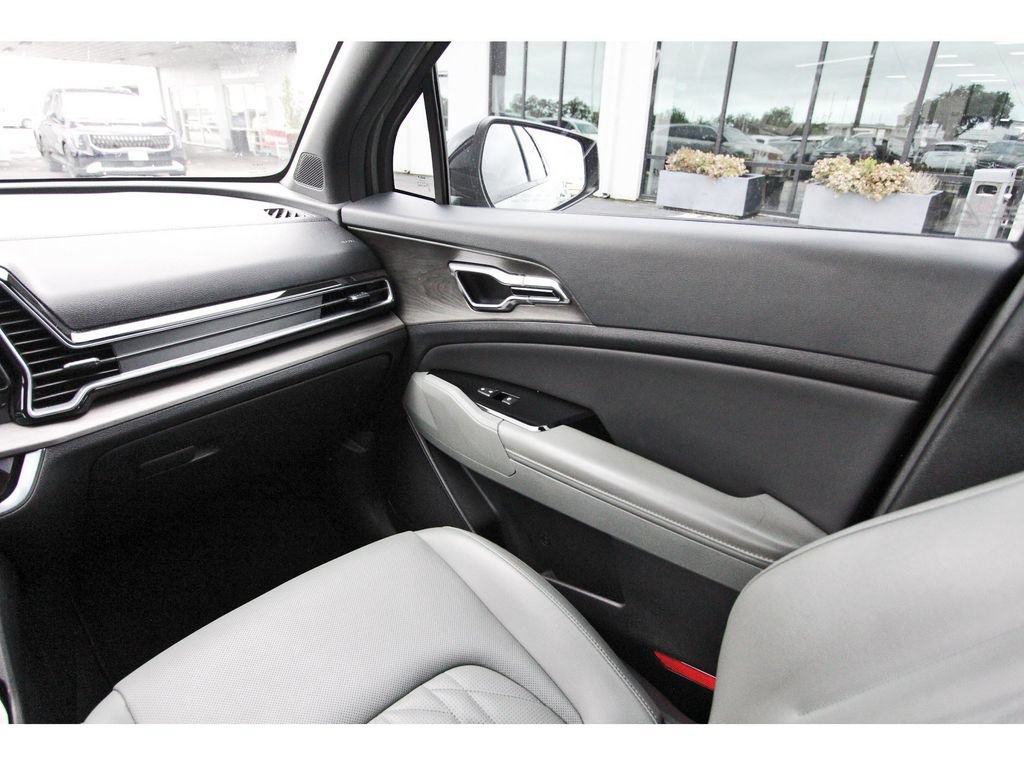 Certified 2024 Kia Sportage X-Pro Prestige AWD/4WD image 11