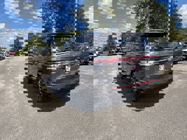 Used 2024 Lincoln Navigator Black Label image 21