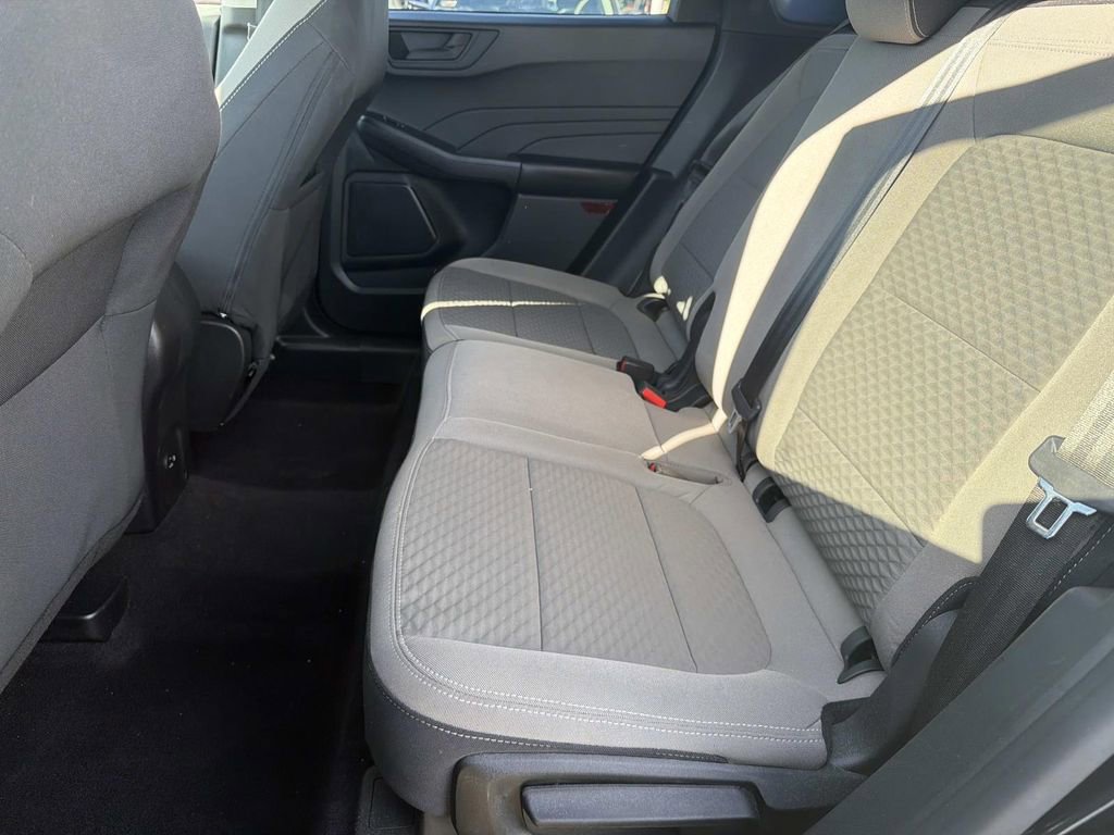 Certified 2022 Ford Escape SE image 22