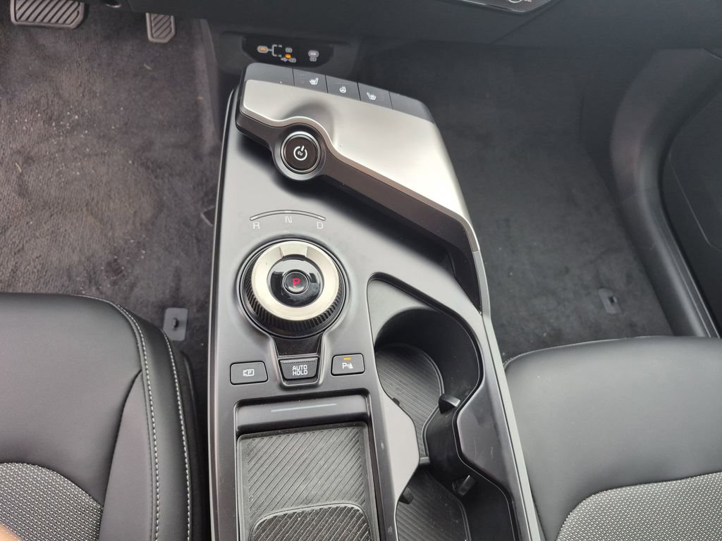 New 2025 Kia EV6 Light w/ Light LR Technology Package image 9