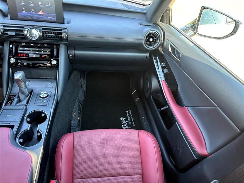 Used 2025 Lexus IS 350 F Sport image 16