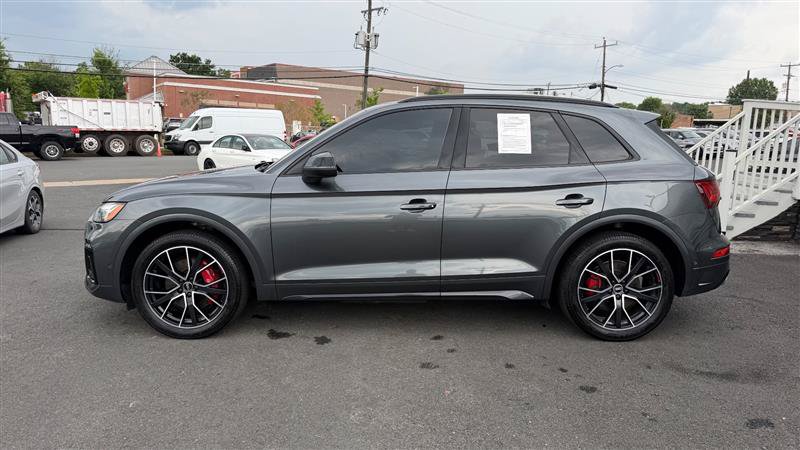 Used 2021 Audi SQ5 Prestige w/ Prestige Package AWD/4WD image 3